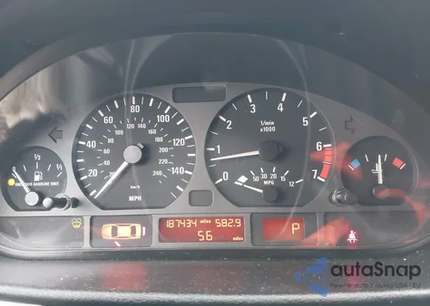 2001 BMW 325I из США, поврежденный, VIN WBAAV33431EE79475